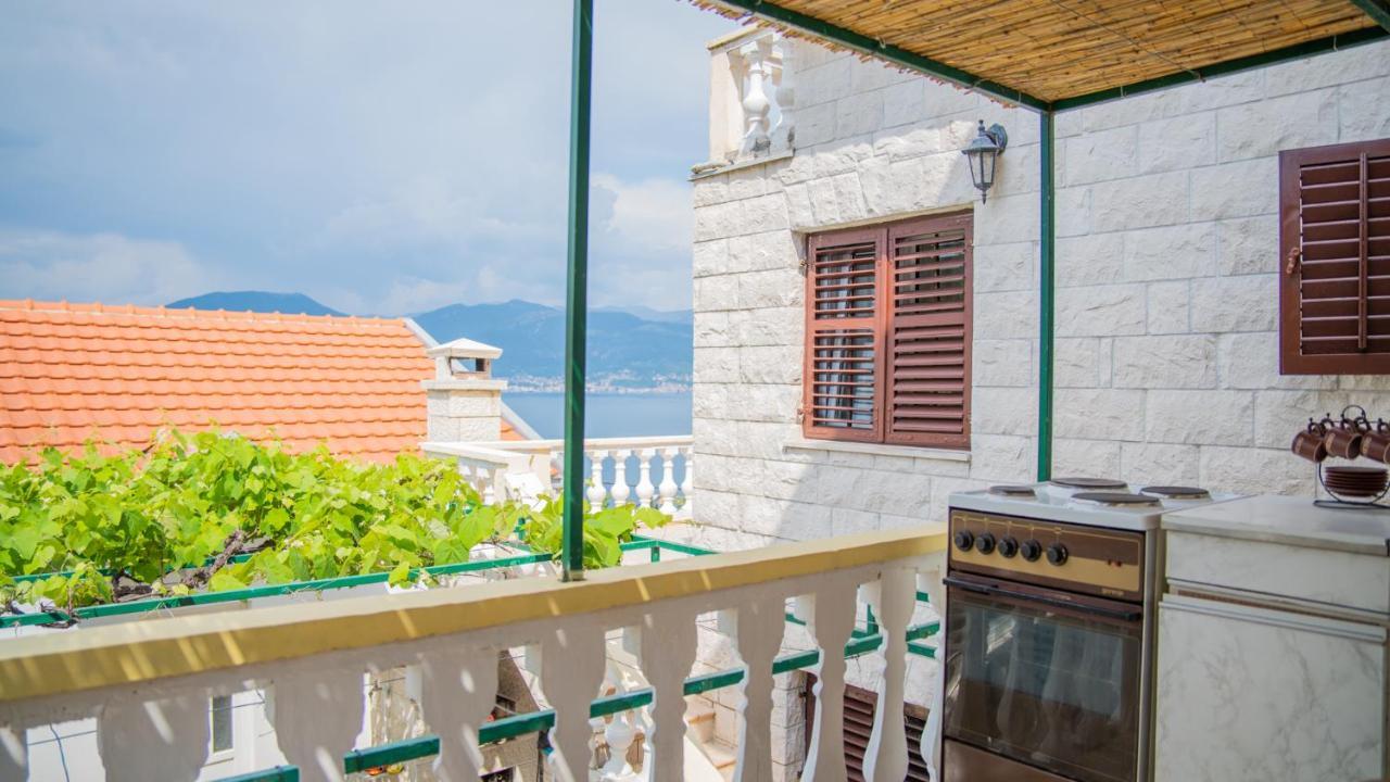 Ari Apartments Krasići Zewnętrze zdjęcie