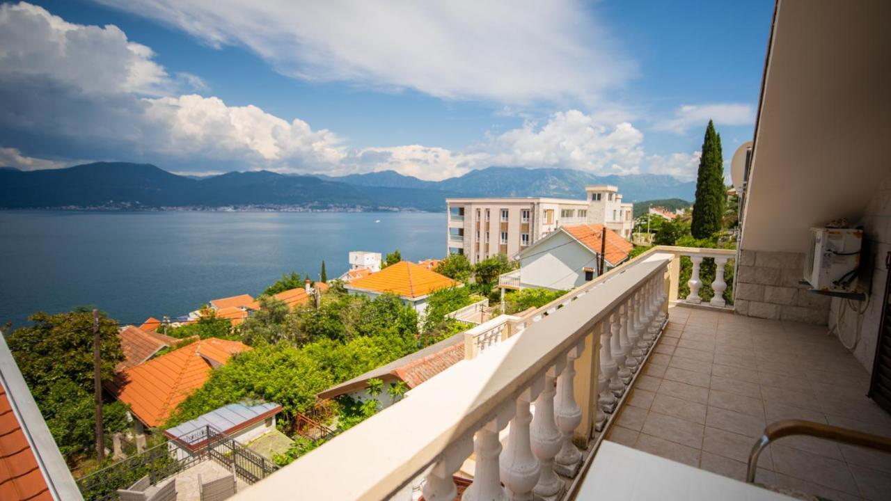 Ari Apartments Krasići Zewnętrze zdjęcie